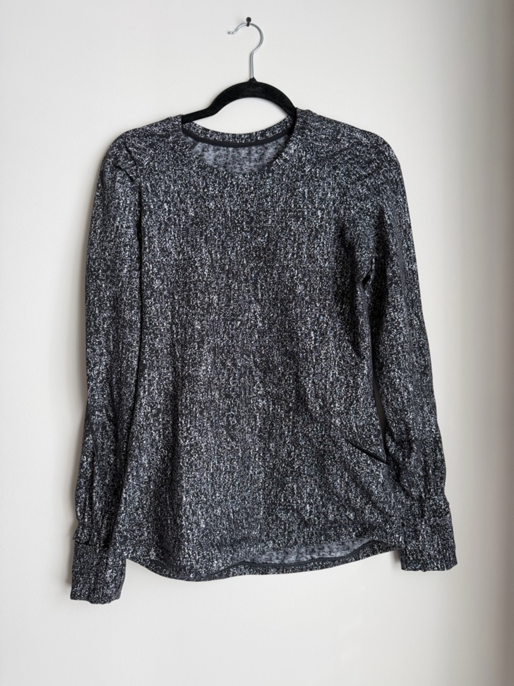 Lululemon Extra Mile Long Sleeve - Picture 2 of 7
